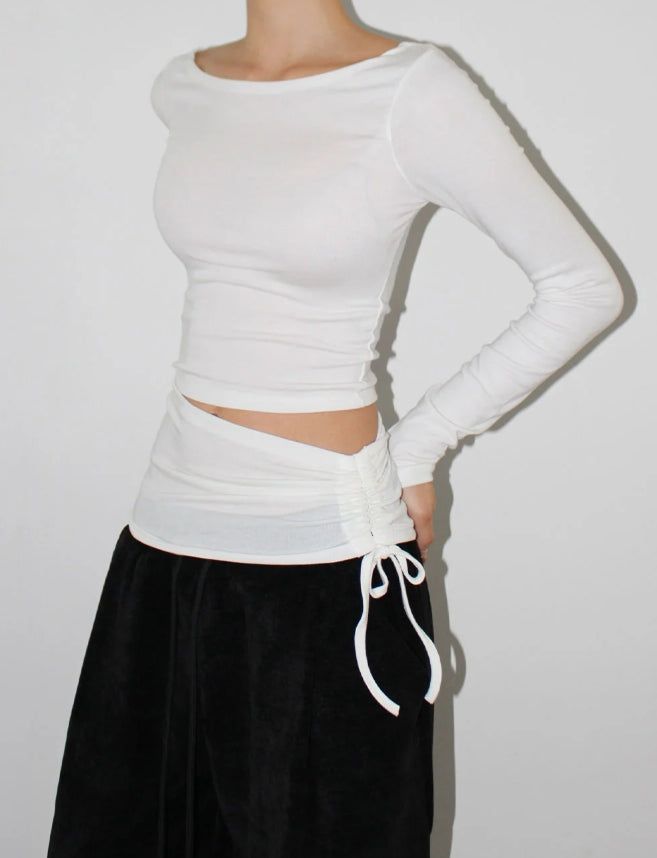 CUT-OUT STRAP LONGSLEEVE