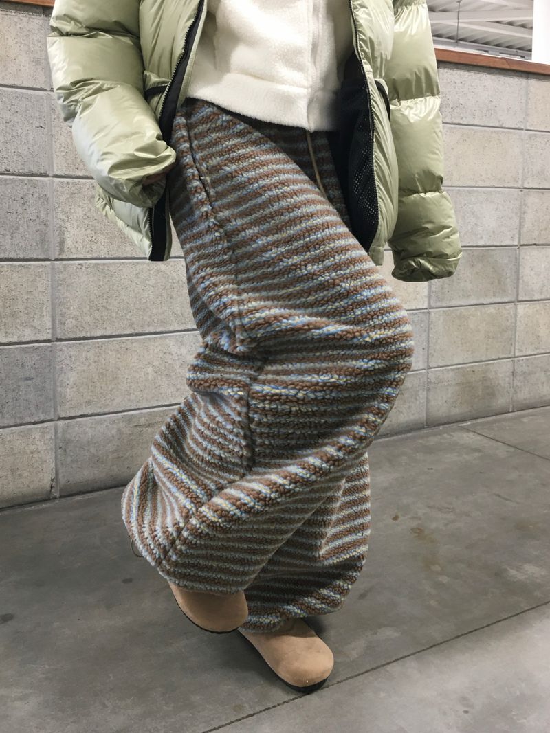 Momongdeu Pogle Stripe Pants (2c)