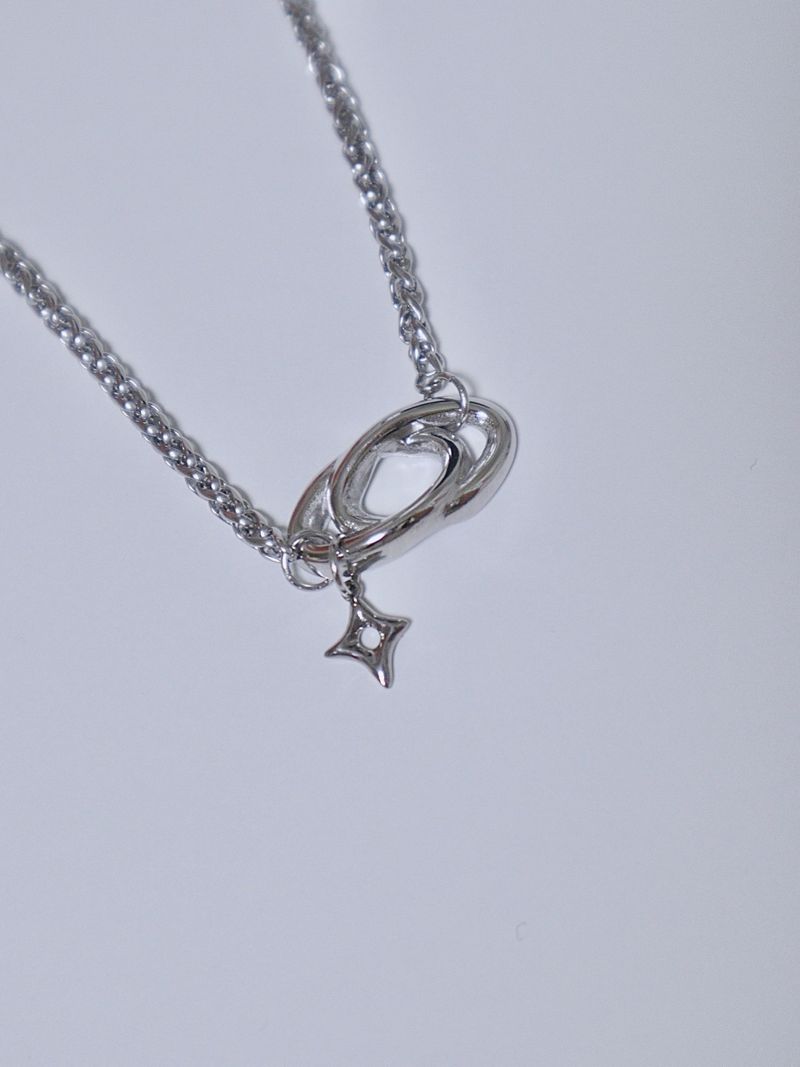All surgical steel double ring frame necklace