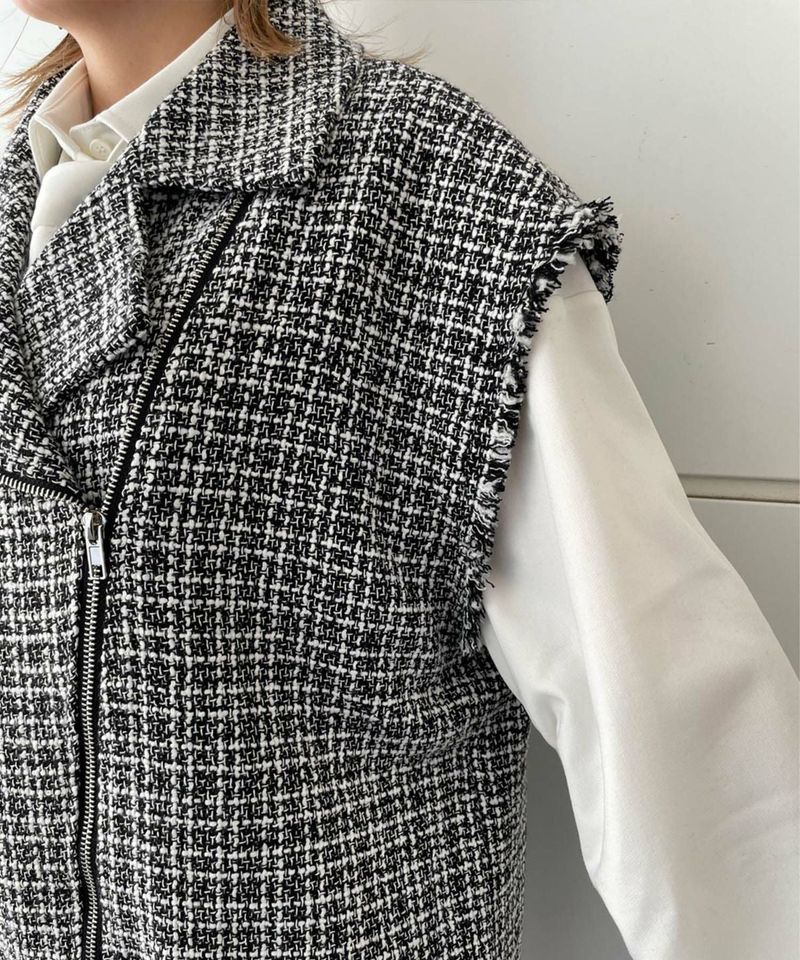 TWEED VEST