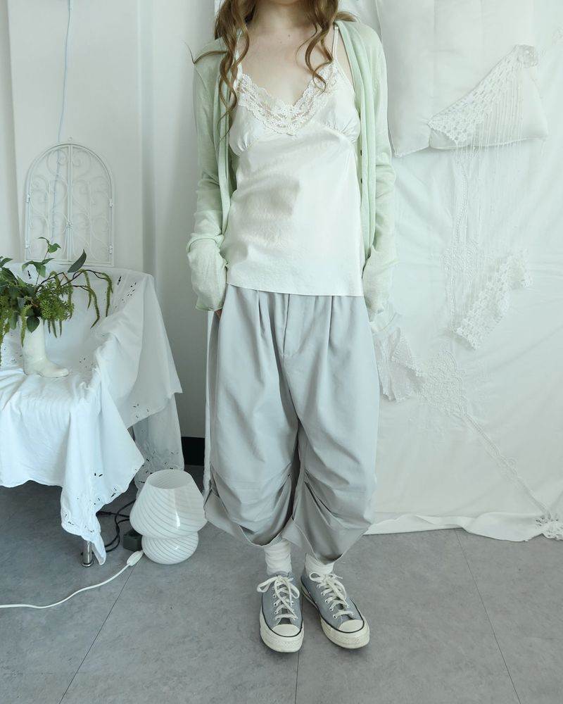BUBBLE ROLL-UP BERMUDA PANTS