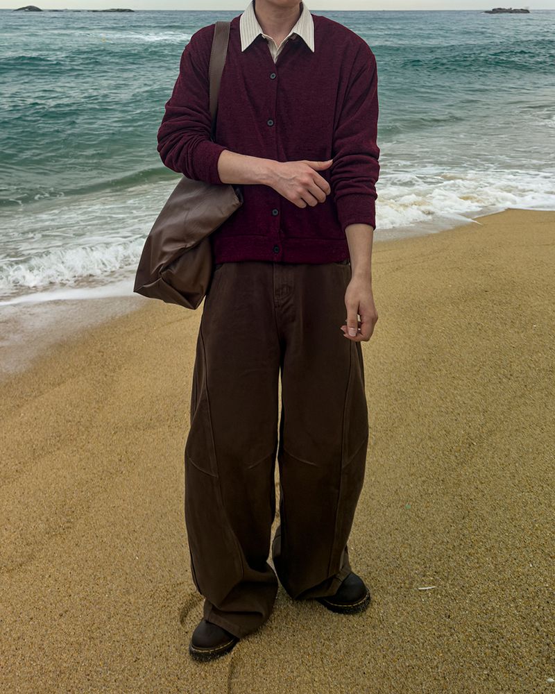 Orbit cut wide cotton pants