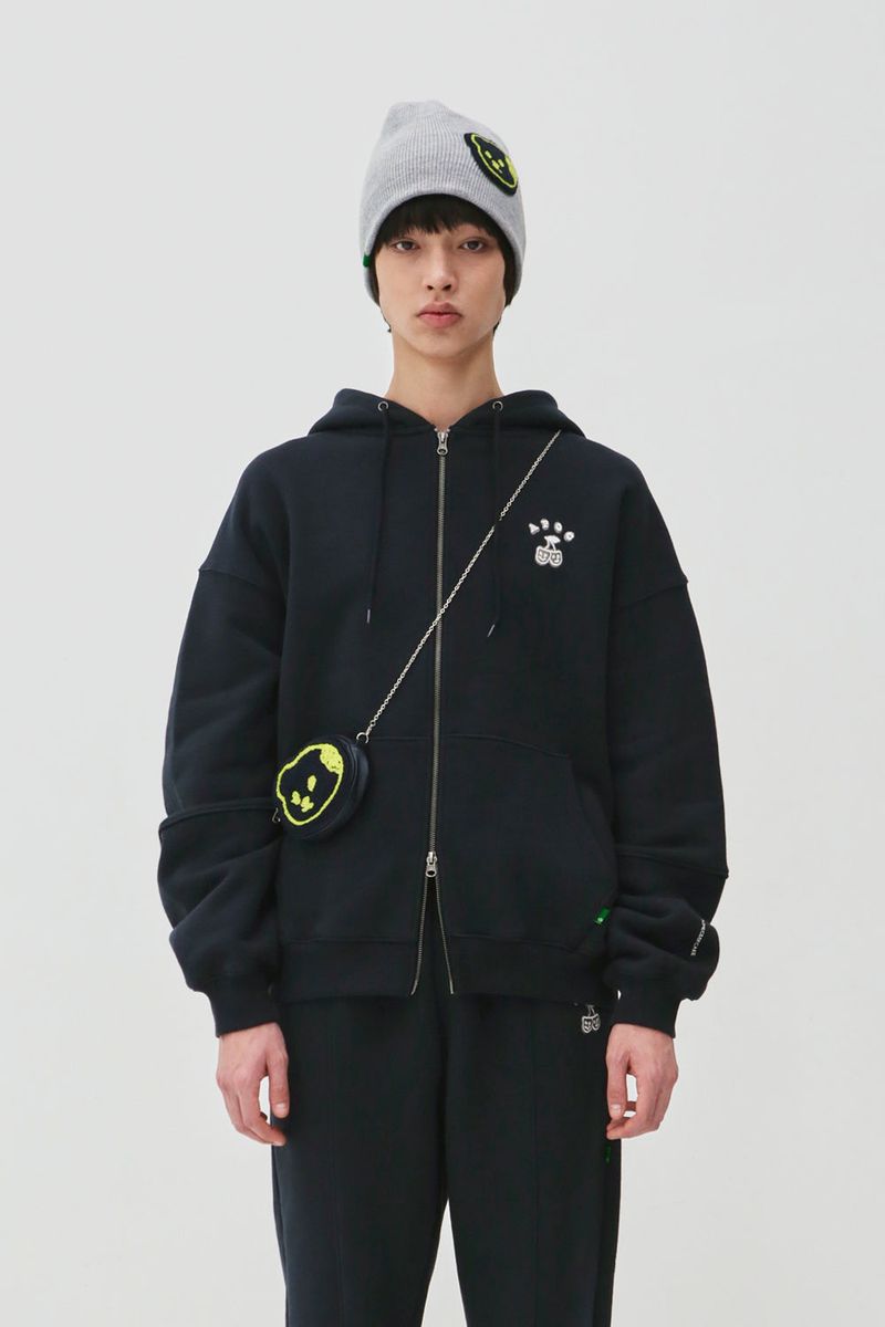 APIECEOFCAKE（ピースオブケイク）の「Cherry Bear Hood Zipup_Navy（Tops）」