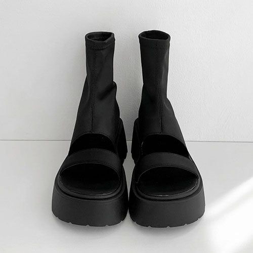 VIVIC（ビビク）の「SPAN ANKLE HIP SANDAL (BLACK)（Shoes）」