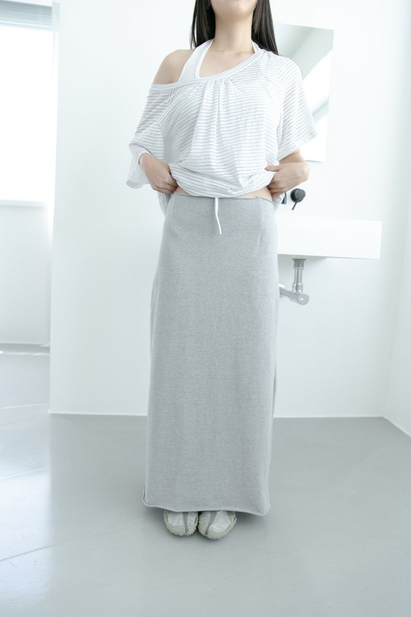 omoosoohy（オムスヒ）の「jersey rough straight skirt(2colors)（Skirts）」