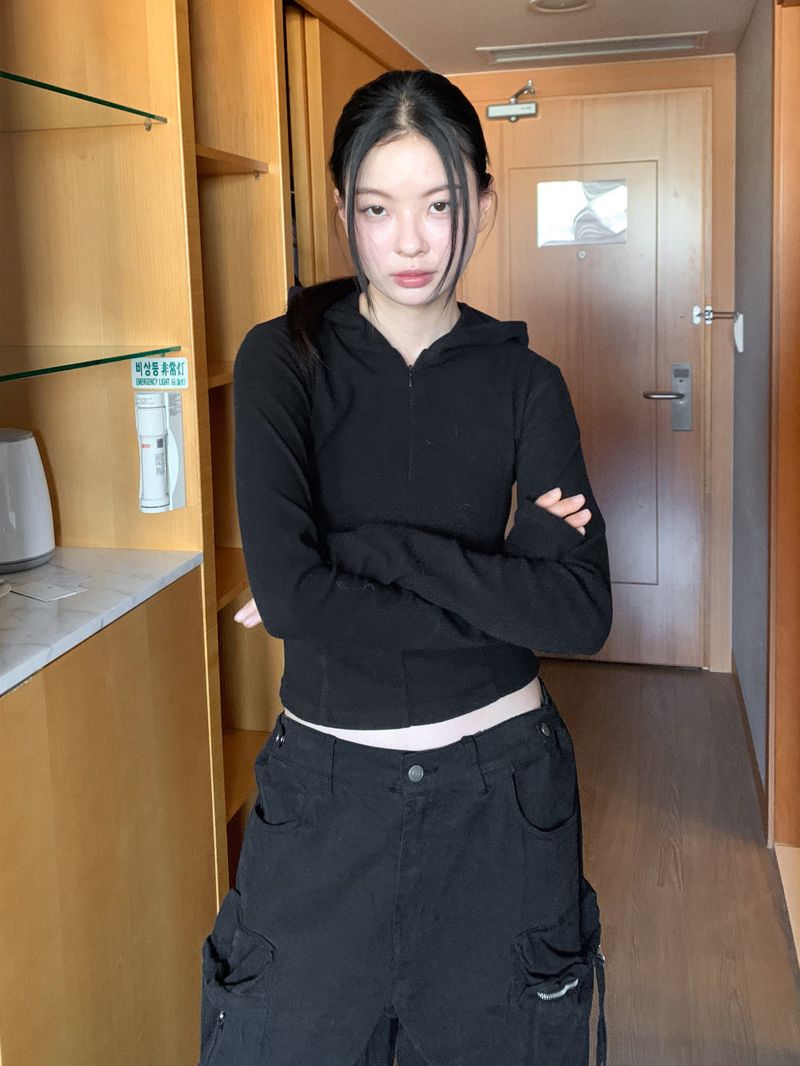  LINE HOOD HALF ZIP-UP