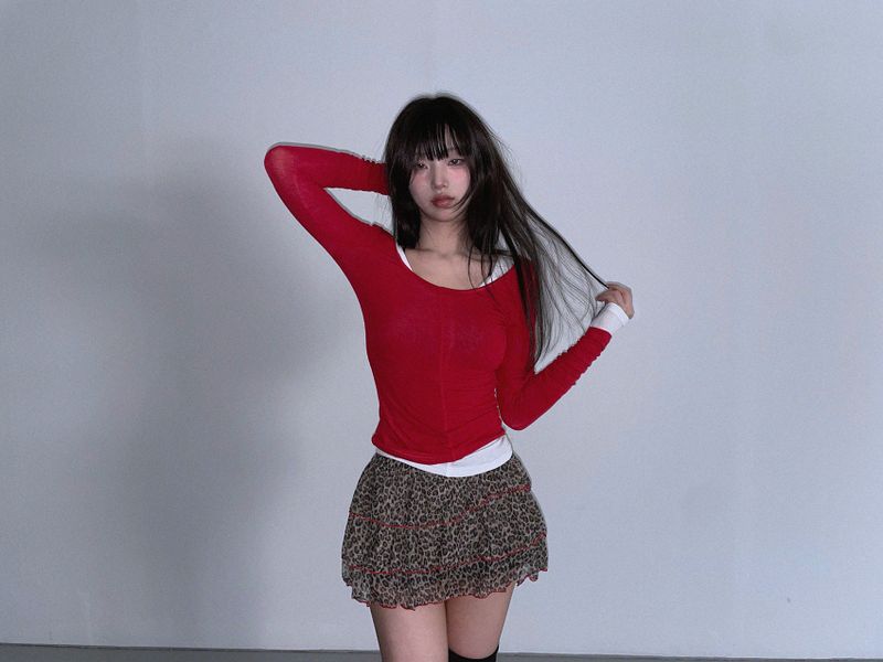 floor leo shorts (2 color)