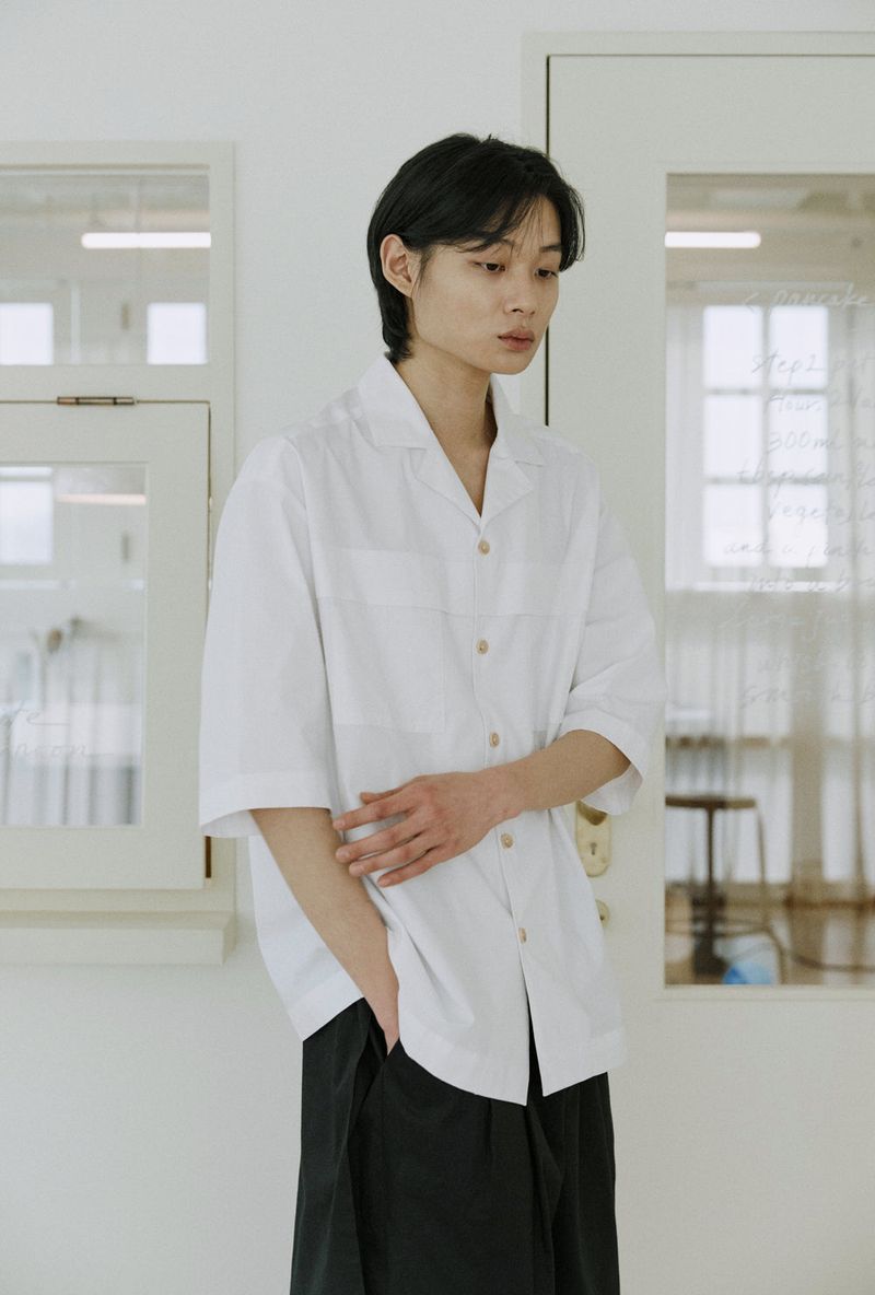 unisex folding shirts white