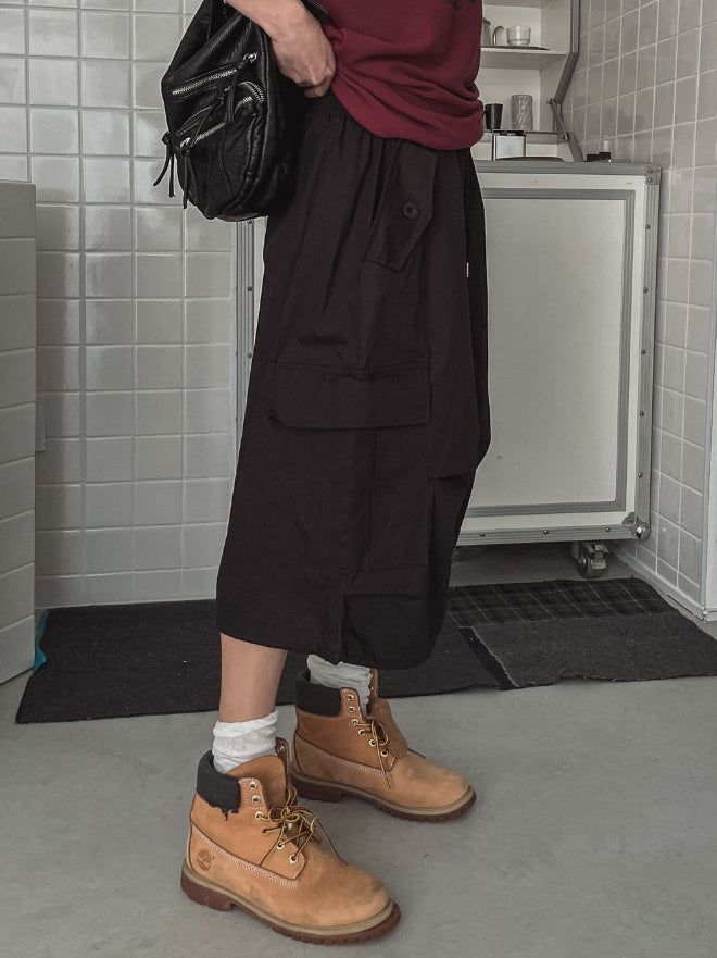 Bulky Pintuck Cargo Bermuda Pants