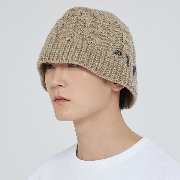 ROMANTIC CROWN（ロマンティッククラウン）の「CABLE KNIT BUCKET HAT_OATMEAL（Hats）」