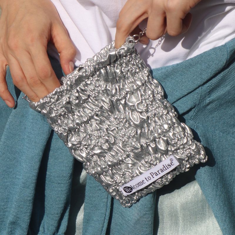 welcometoccc(ウェルカムシーシーシー)の「Sha-pei Rumple Bag (Silver) (Bags)」