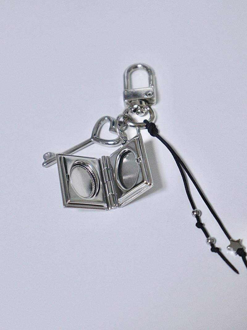 Diary key keyring
