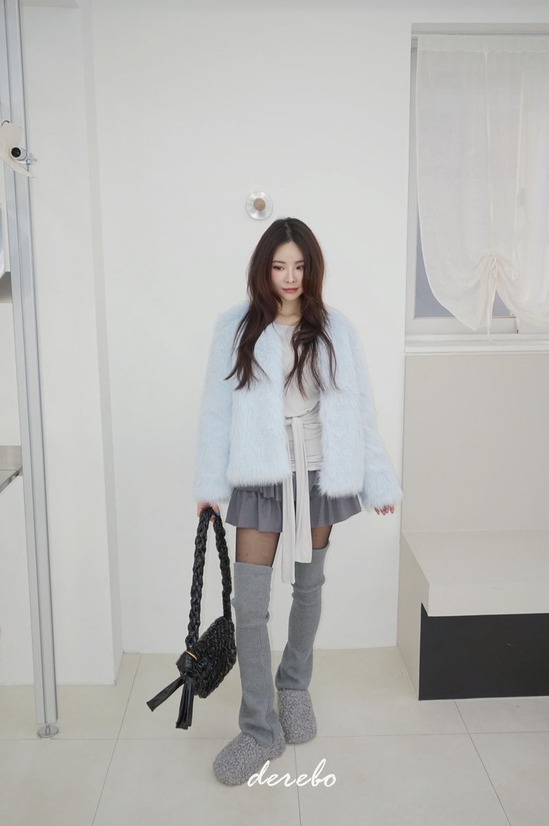 Sky Cloud No Collar Fur Jacket