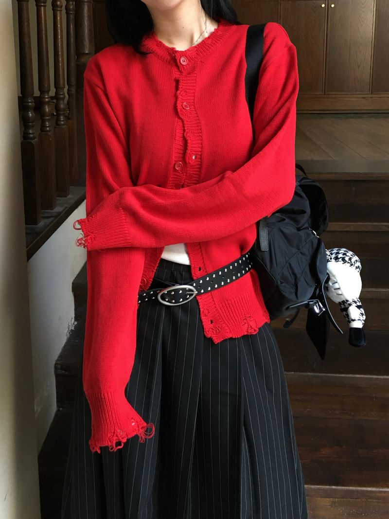 Peak Damage Crop Cardigan (4c)