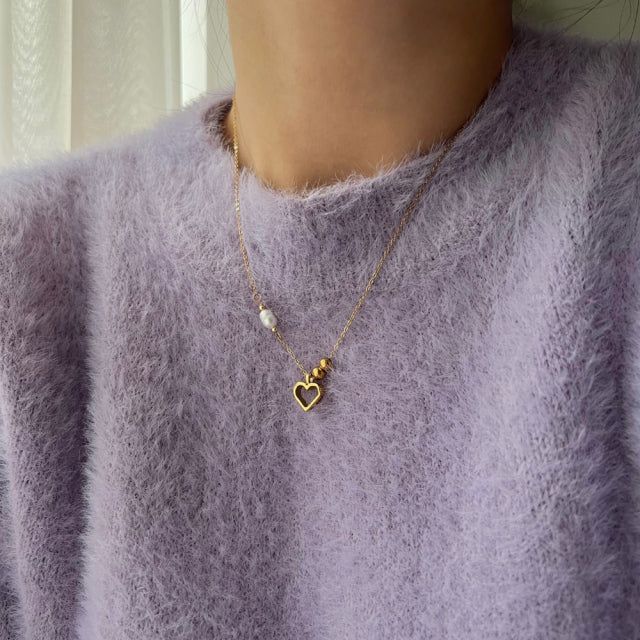 loys Lettering Heart Fresh Water Pearl Ball Guest Necklace