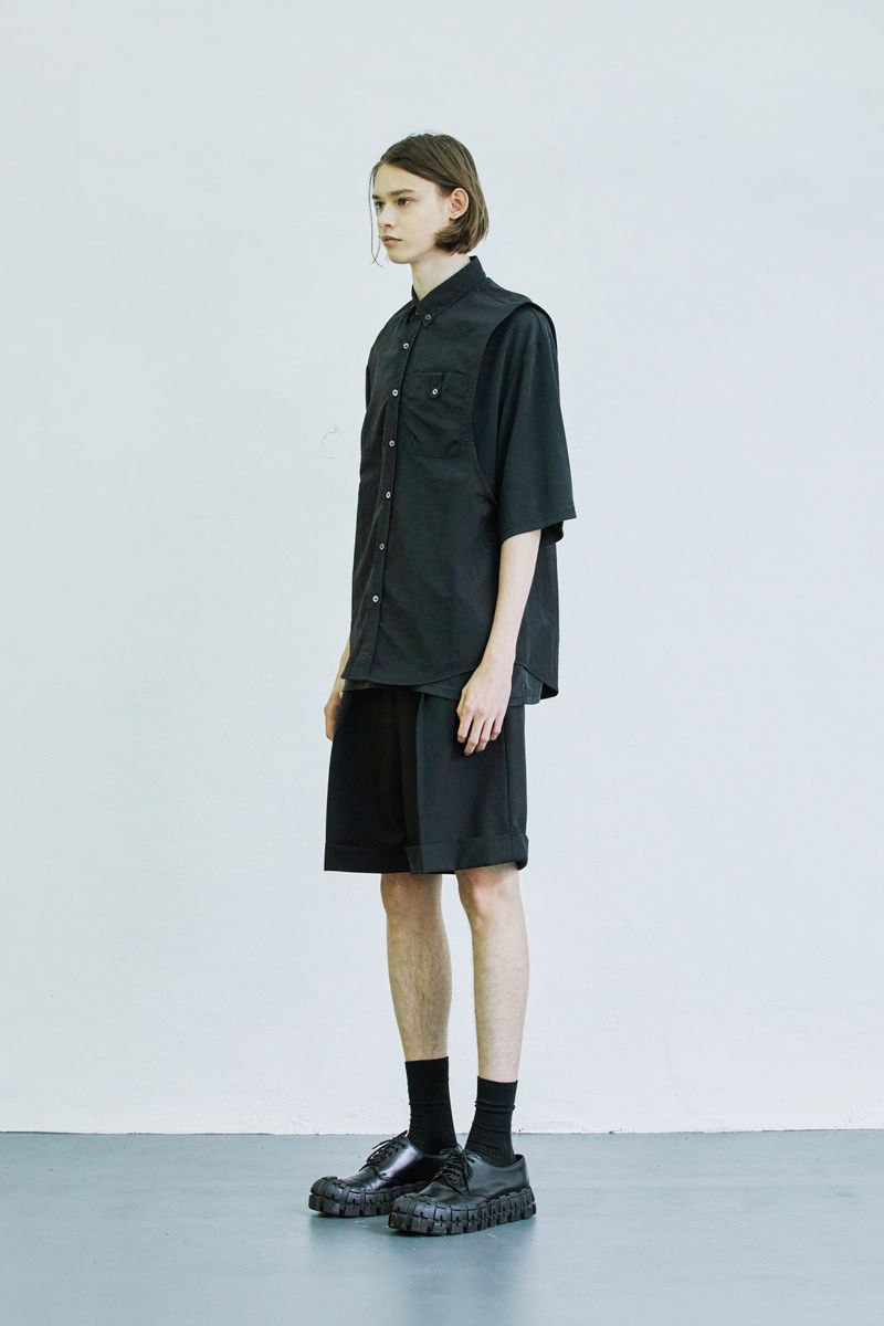 sleeveless nylon shirt & modal tshirt set black