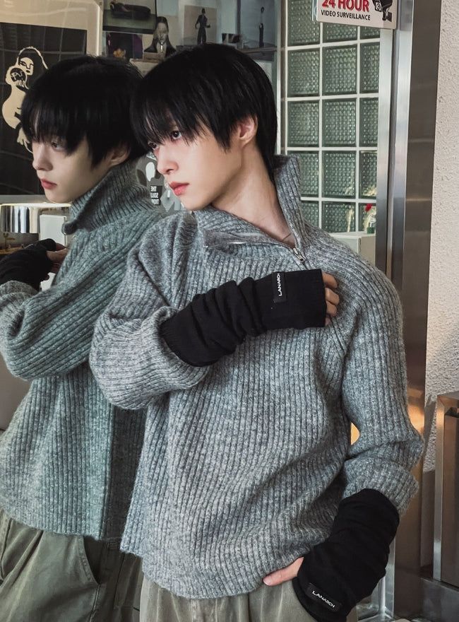 [LANARCH] Raven Knit Hand warmers