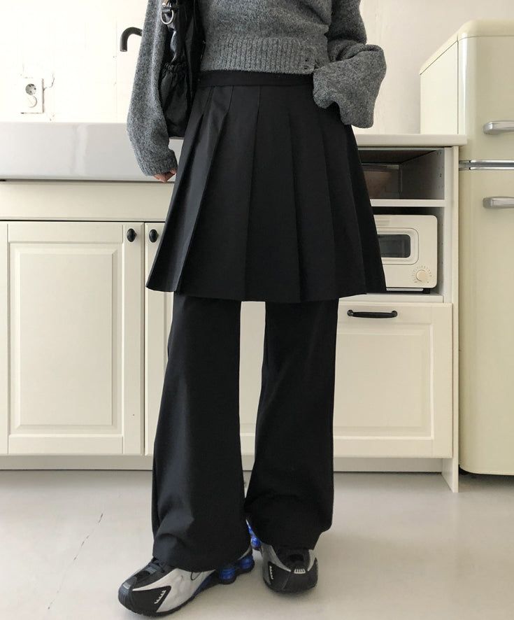 ULAN（ユレン）の「Kiyo Pleated Skirt Layered Pants（Pants）」