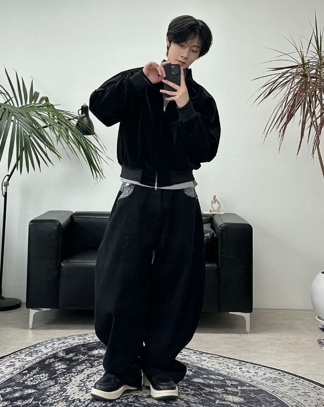 SATIIIZ（サティーズ）の「Hide Glossy Pleats Leather Jumper（Jackets/Outerwear）」