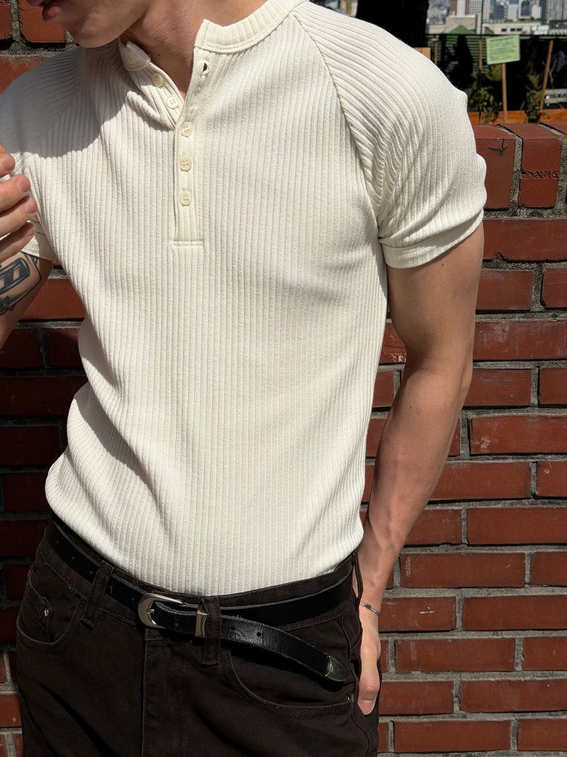 LAURANT（ロラン）の「[MUSCLE FIT] Raglan golgi 5button henley neck half t-shirts(5color)（Tops）」