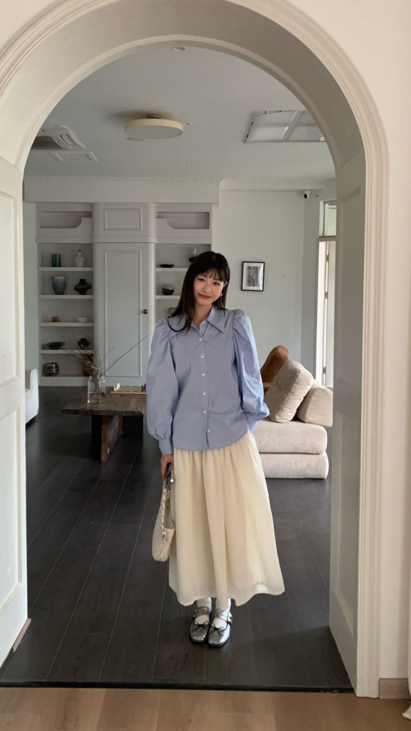 [SALE] Sora Back Point Shoulder Puff Blouse