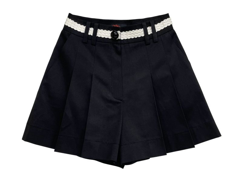 Tucks shorts