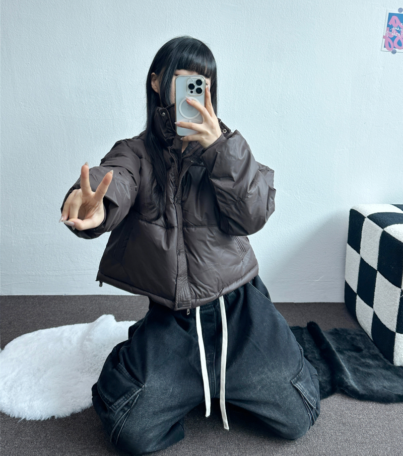 CCORTTI(コルッティ)の「レザーマットショートクロッピードパディング🖤🤎💚3カラー(ジャケット/アウター)」