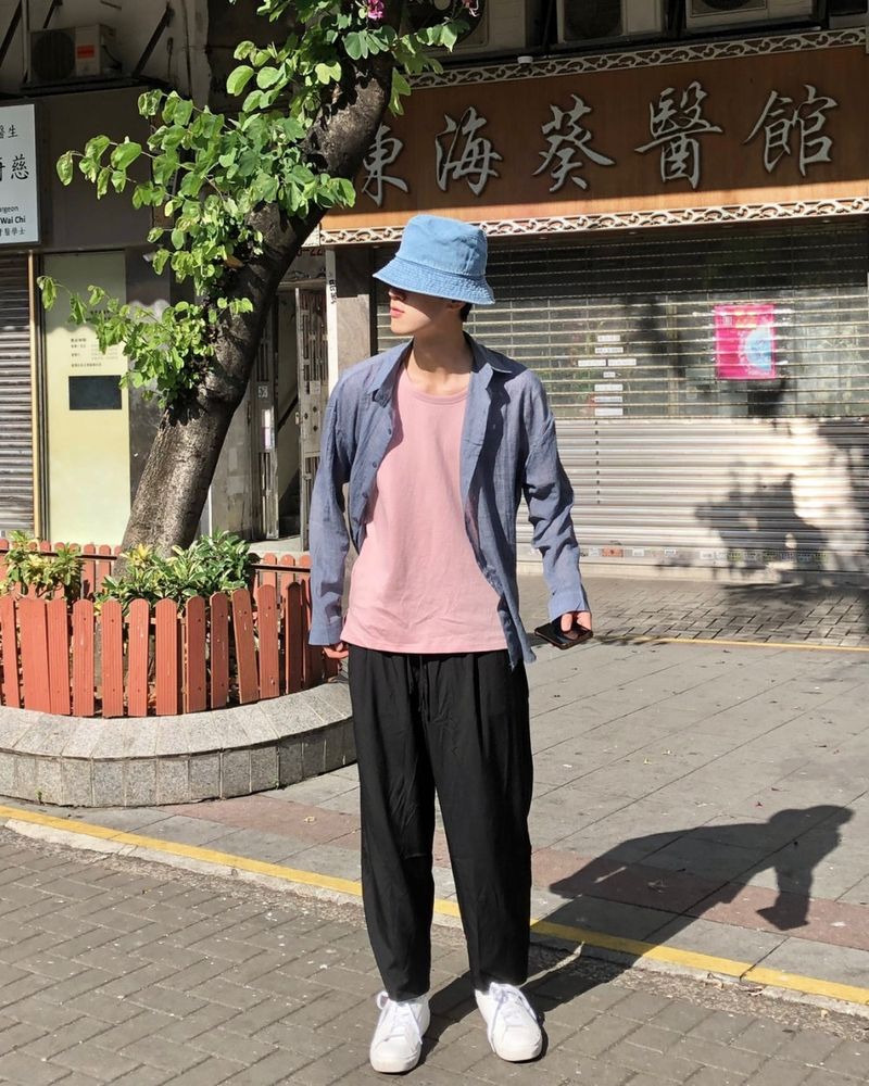 Berry berry bucket hat