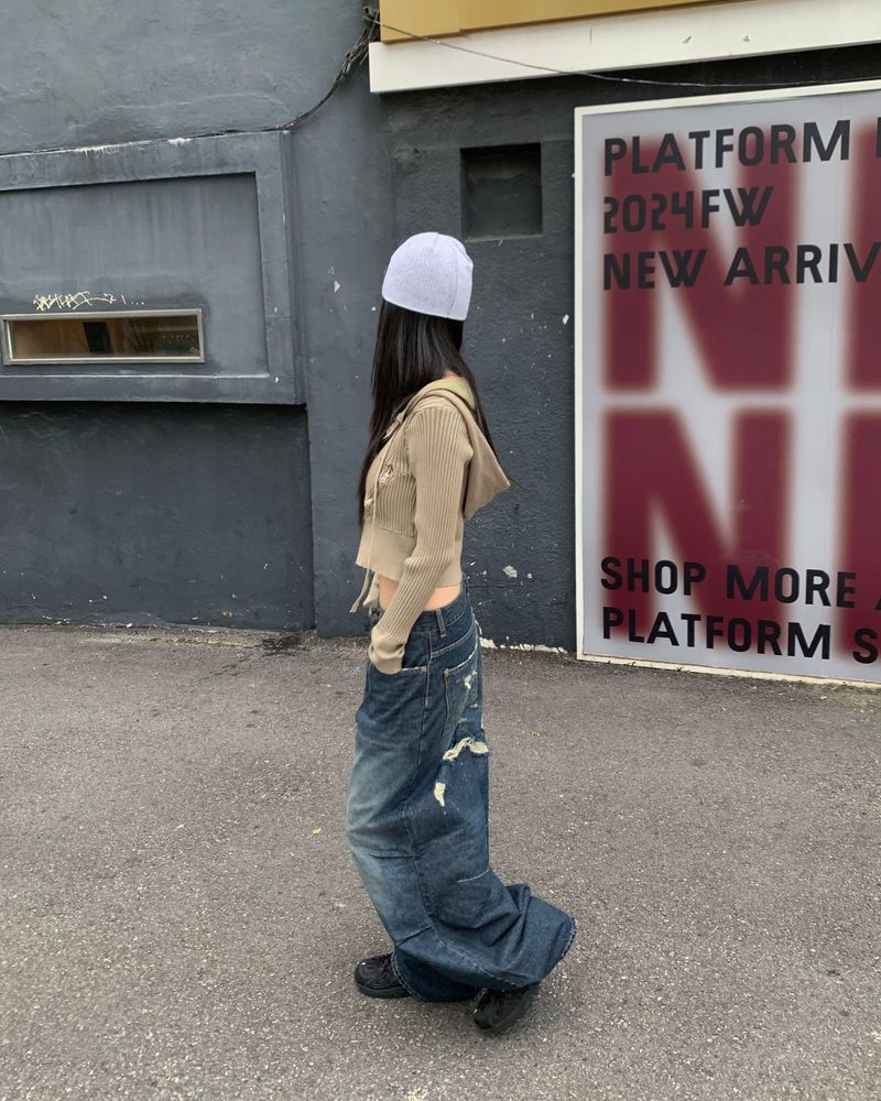 Back damage denim pants