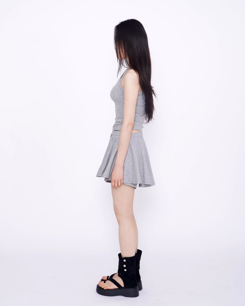 Yeori 3-Piece Set: T-shirt + Sleeveless Bra Top + Elastic Skirt Shorts