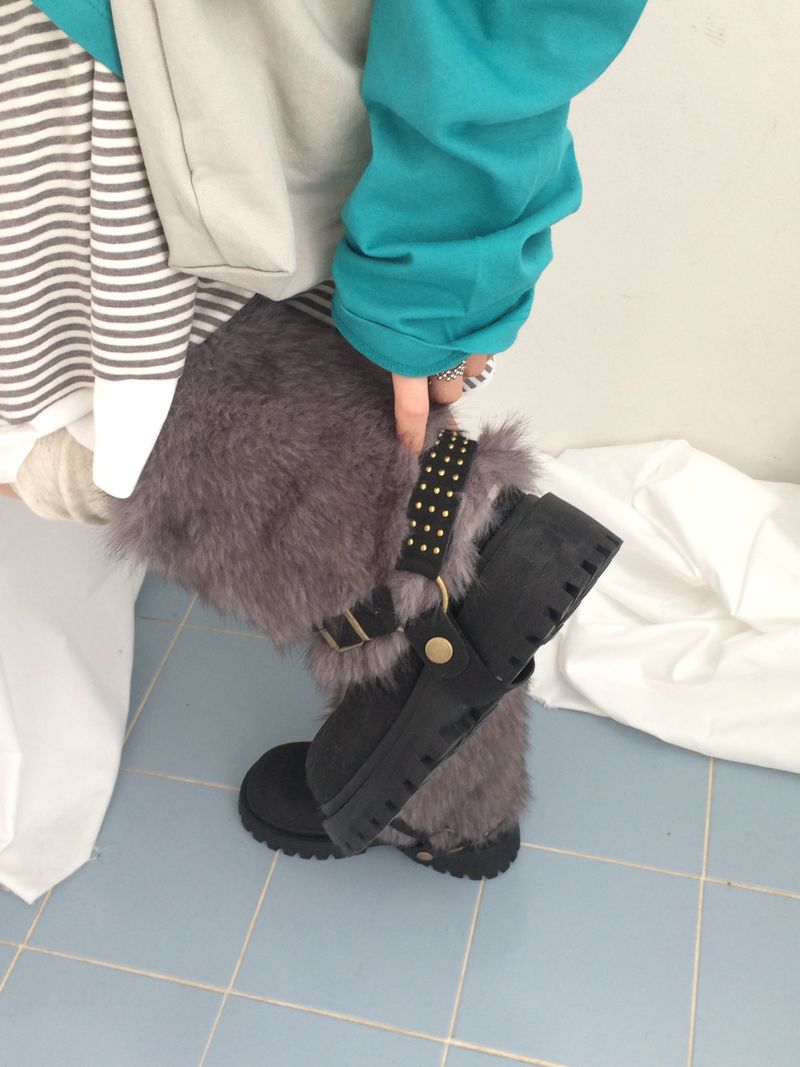 Vintage Stud Two Way Fur Boots