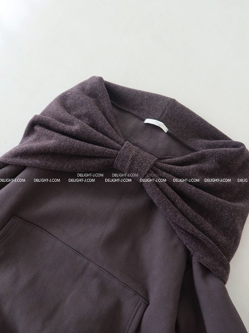 Ribbon off-shoulder oversized fit sweatshirt