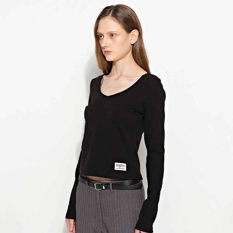 Brighten（ブライトン）の「Essential V-Neck Black（Tops）」