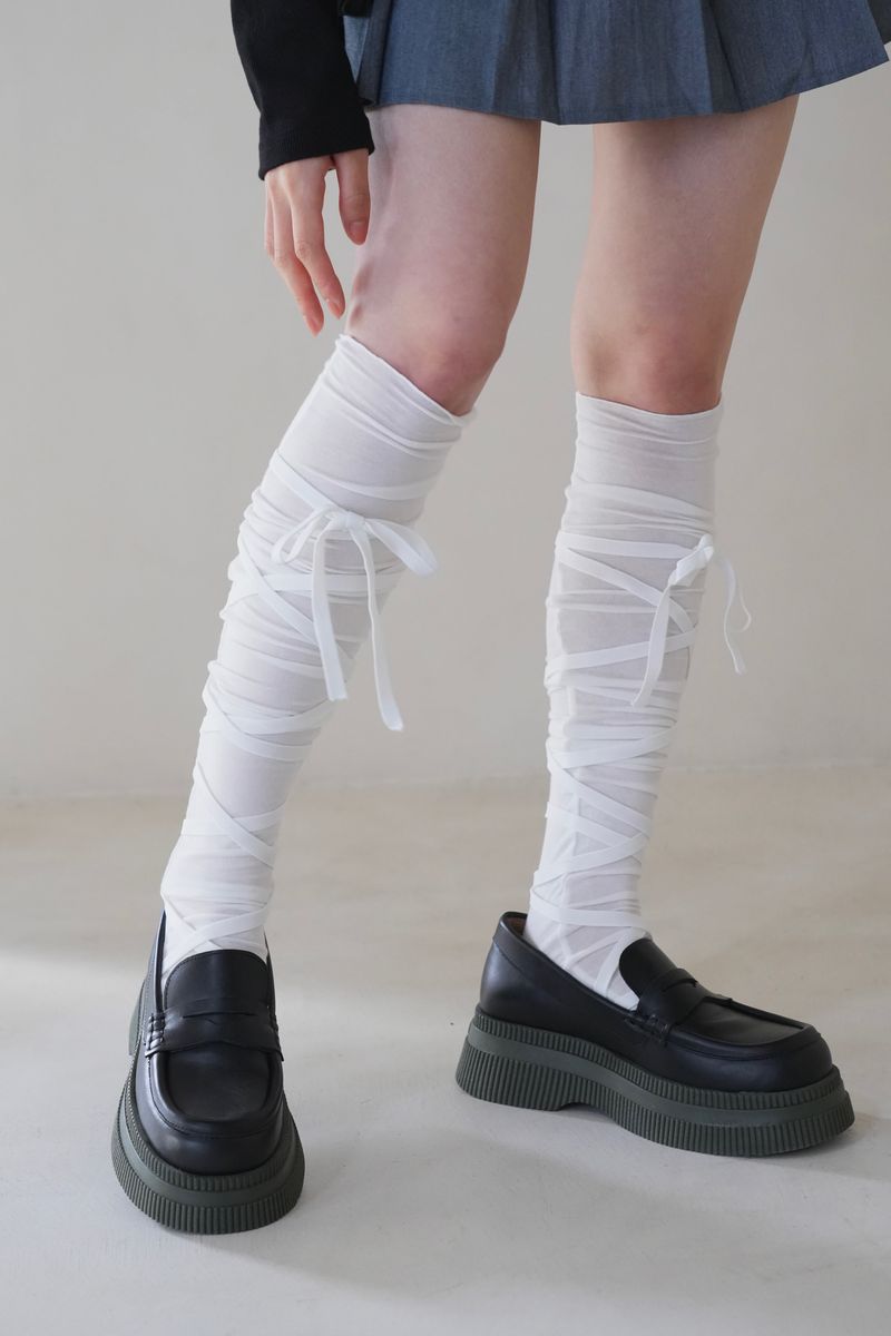 cross ribbon high socks