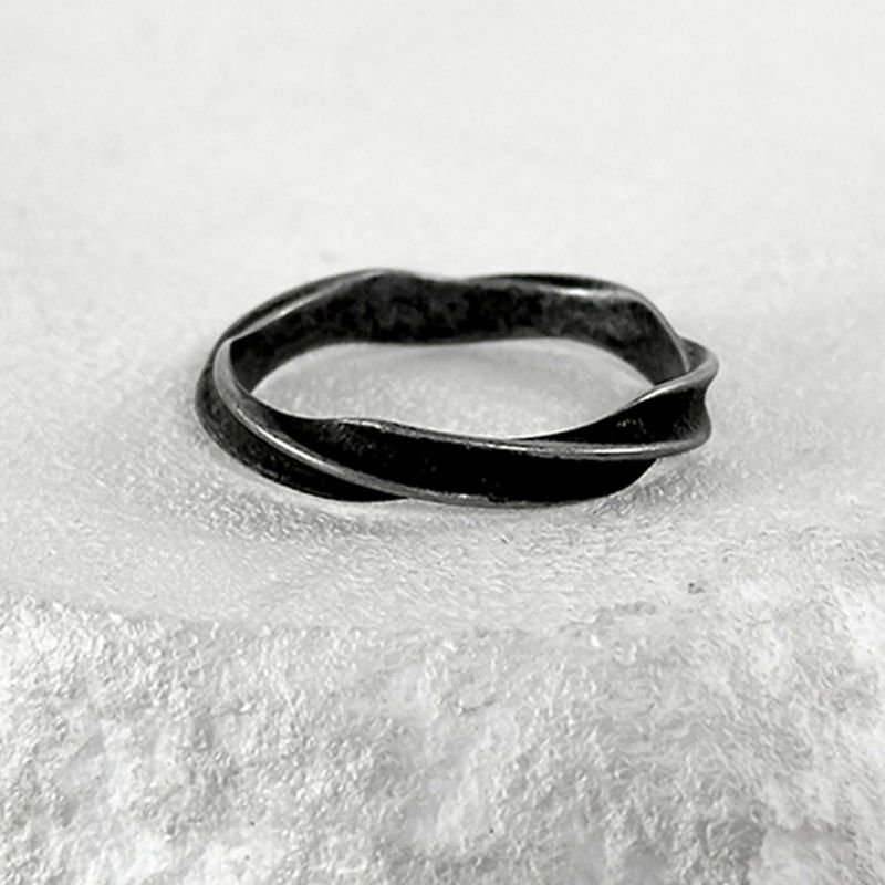 SS-Twist wave Ring_black silver