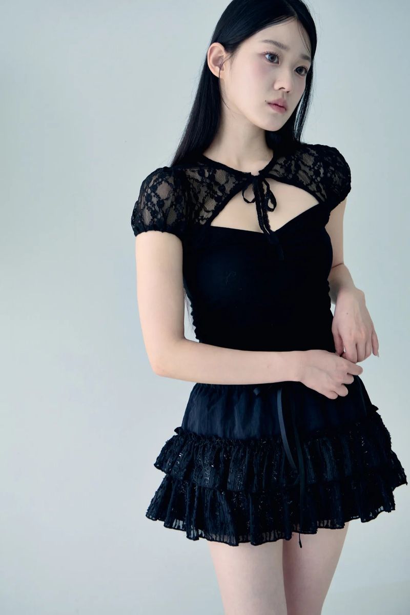 Muse lace top (Black)
