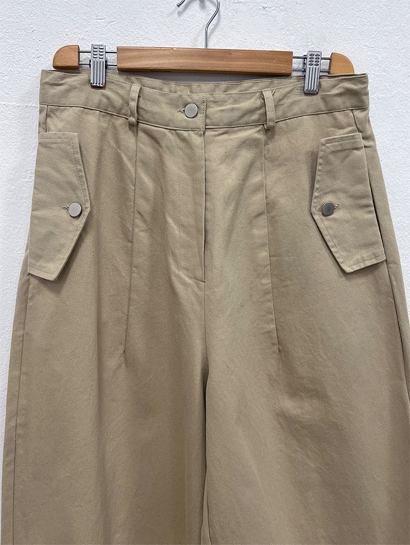 CURVED TUCK COTTON TROUSER
