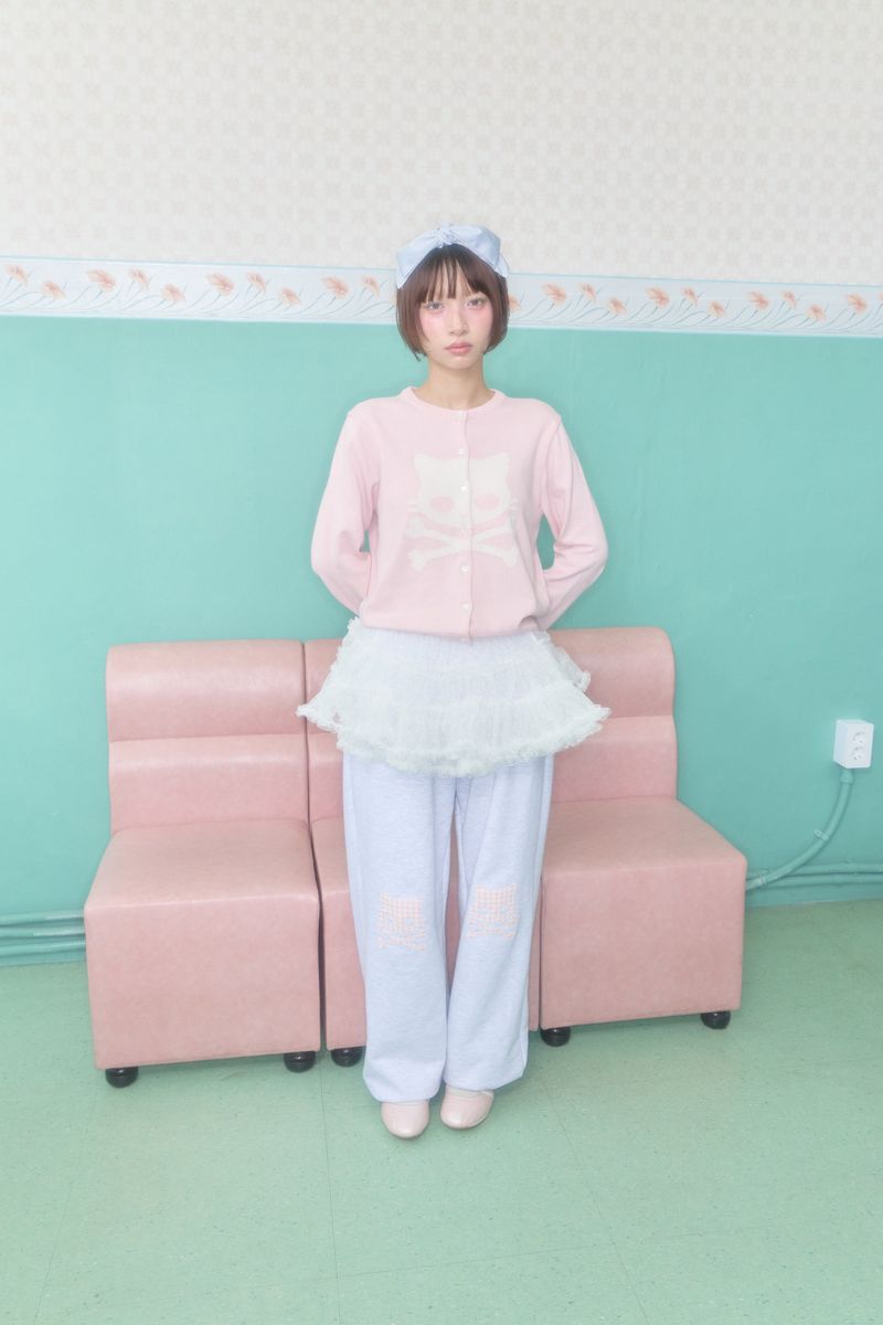 KIRI SKULL PATCH SWEAT PANTS (LIGHT GREY)