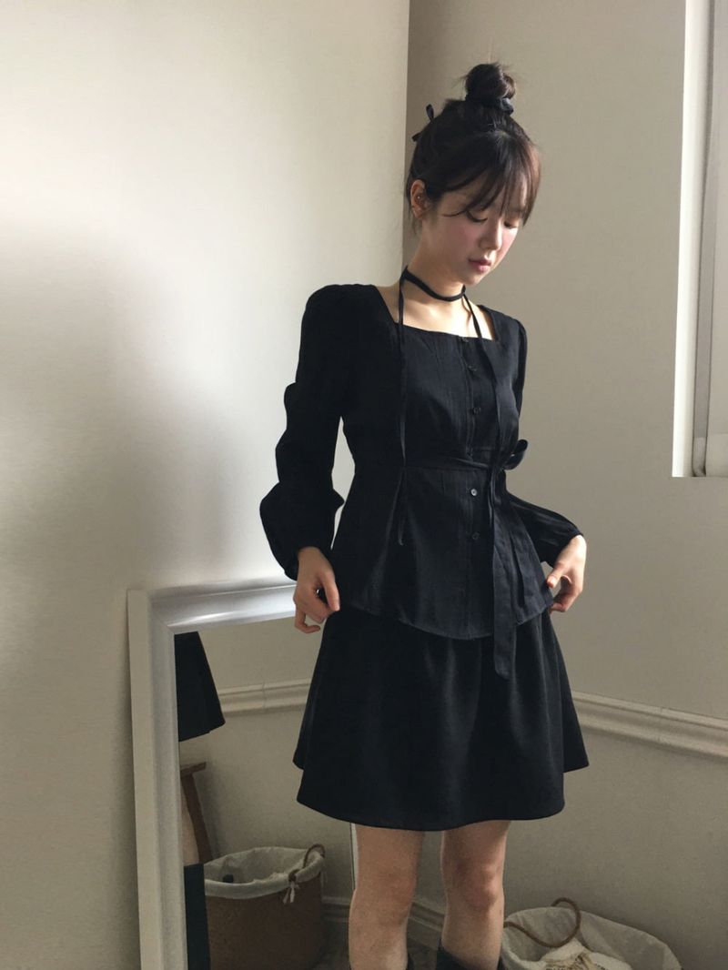nobiyaka（ノビヤカ）の「Elena scarf blouse（Tops）」