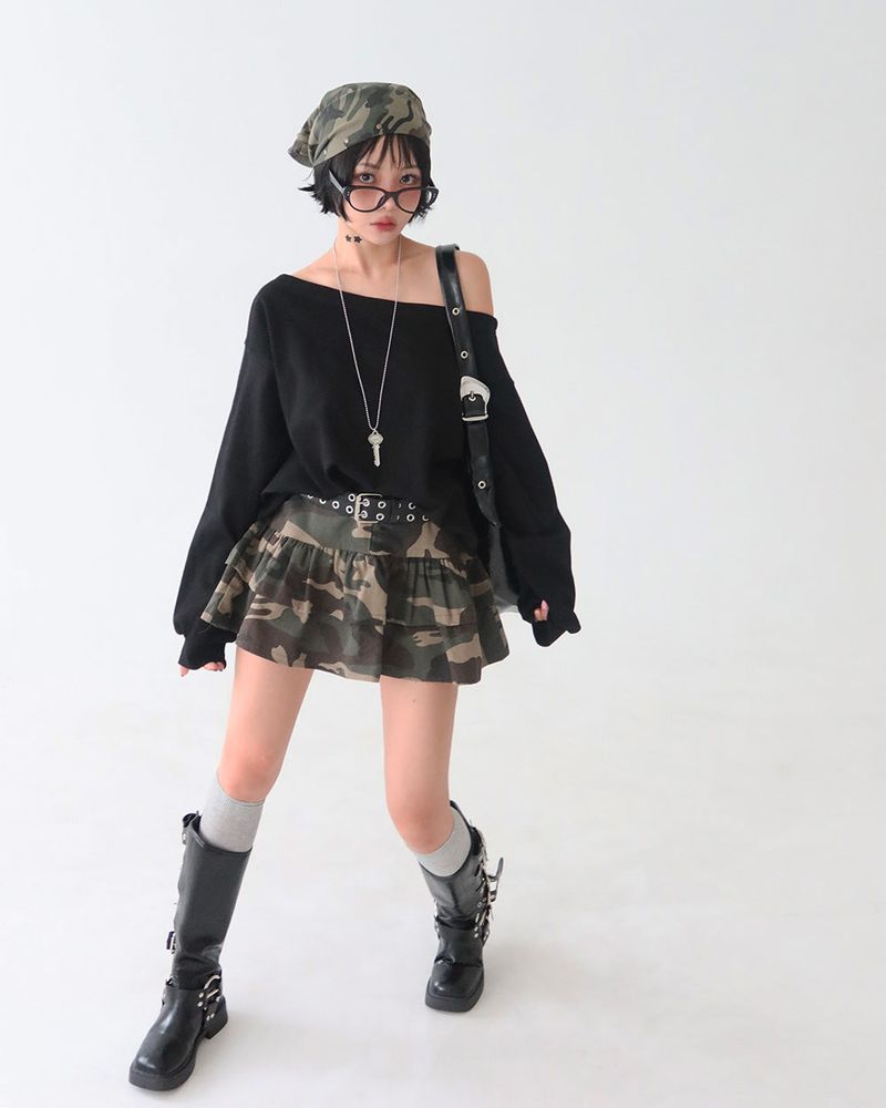 Buckle backless off-shoulder sweatshirt