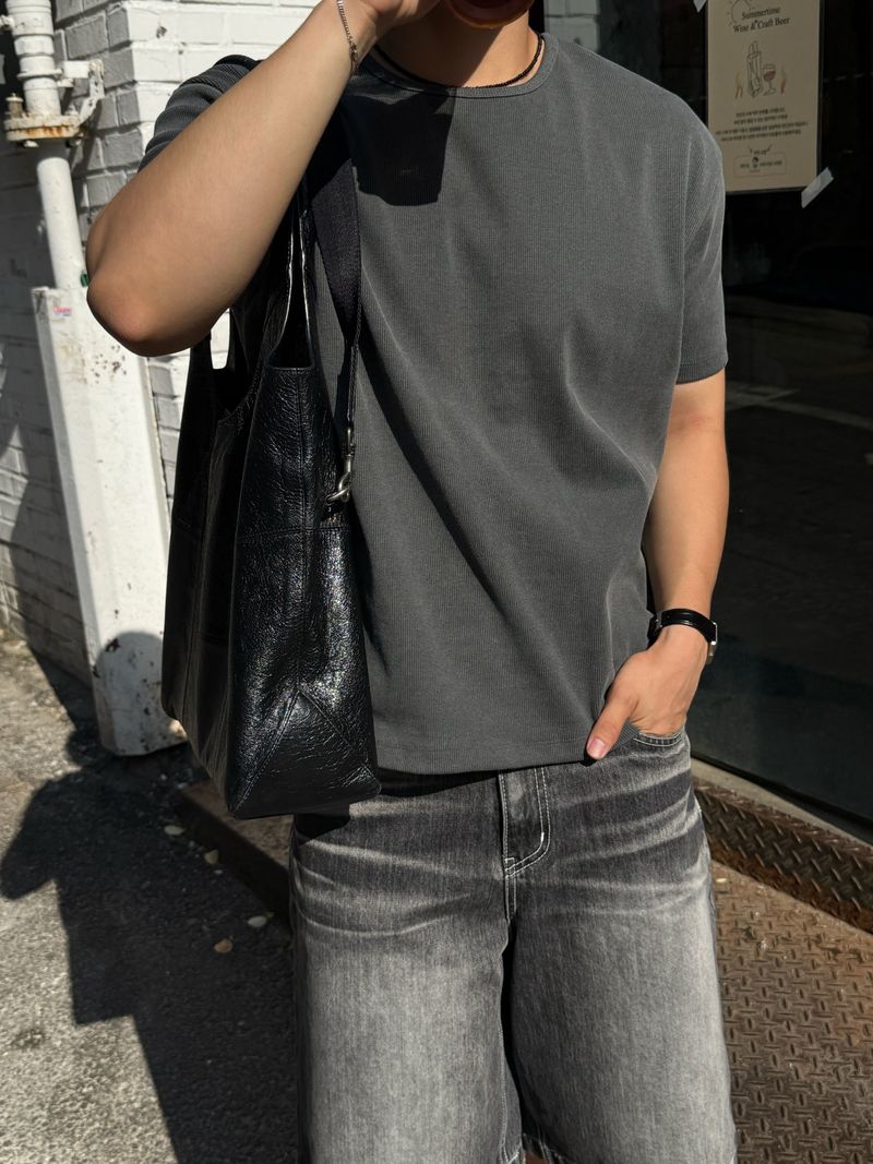 Stone washed bermuda denim pants