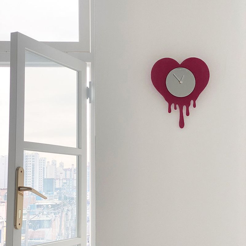 MY BLOODY ROMANCE Silent Wall Clock - Red