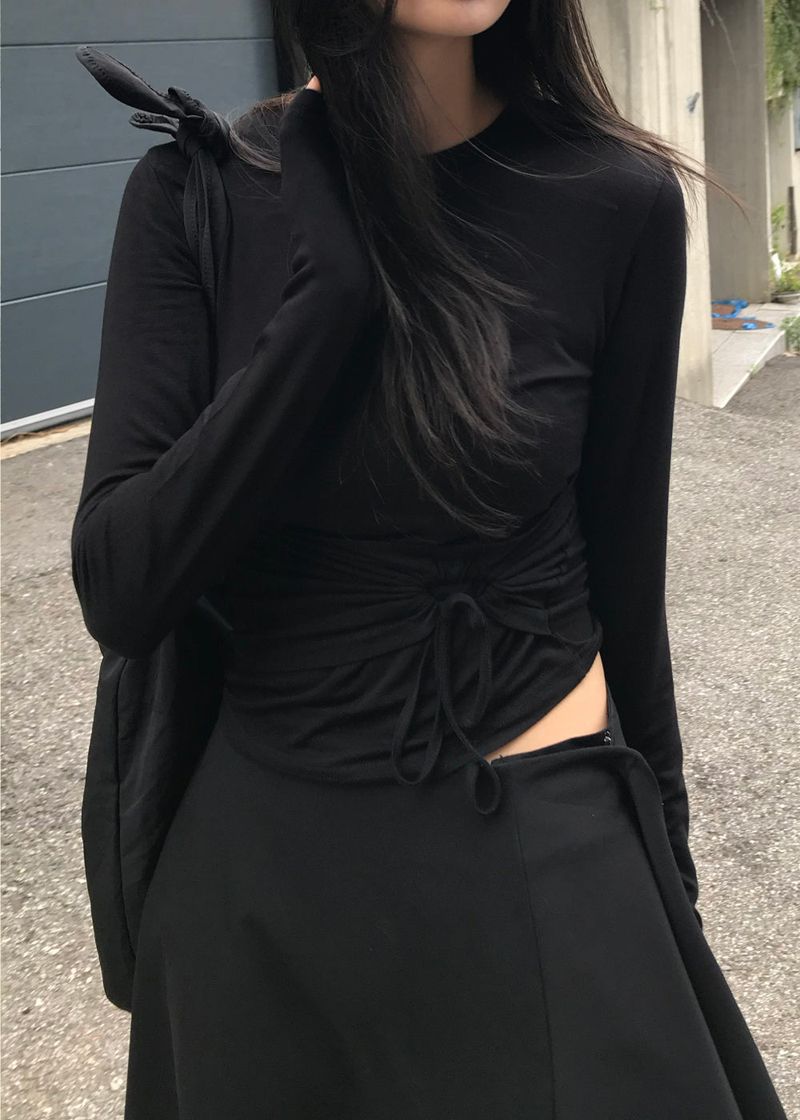 STRING HOLE SHIRRING TEE