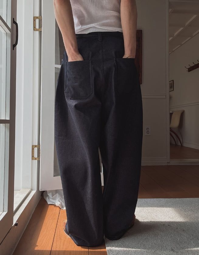 Diano Raw Balloon Denim Pants