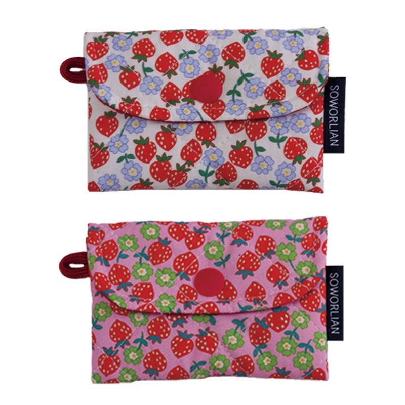 Soworlian(ソウォリアン)の「シンプルカードウォレット _Strawberry Farm(スマホグッズ/小物)」