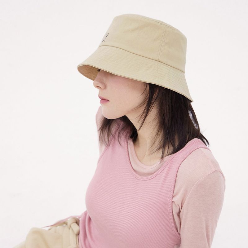 VA Stud Basic Bucket Hat / Beige