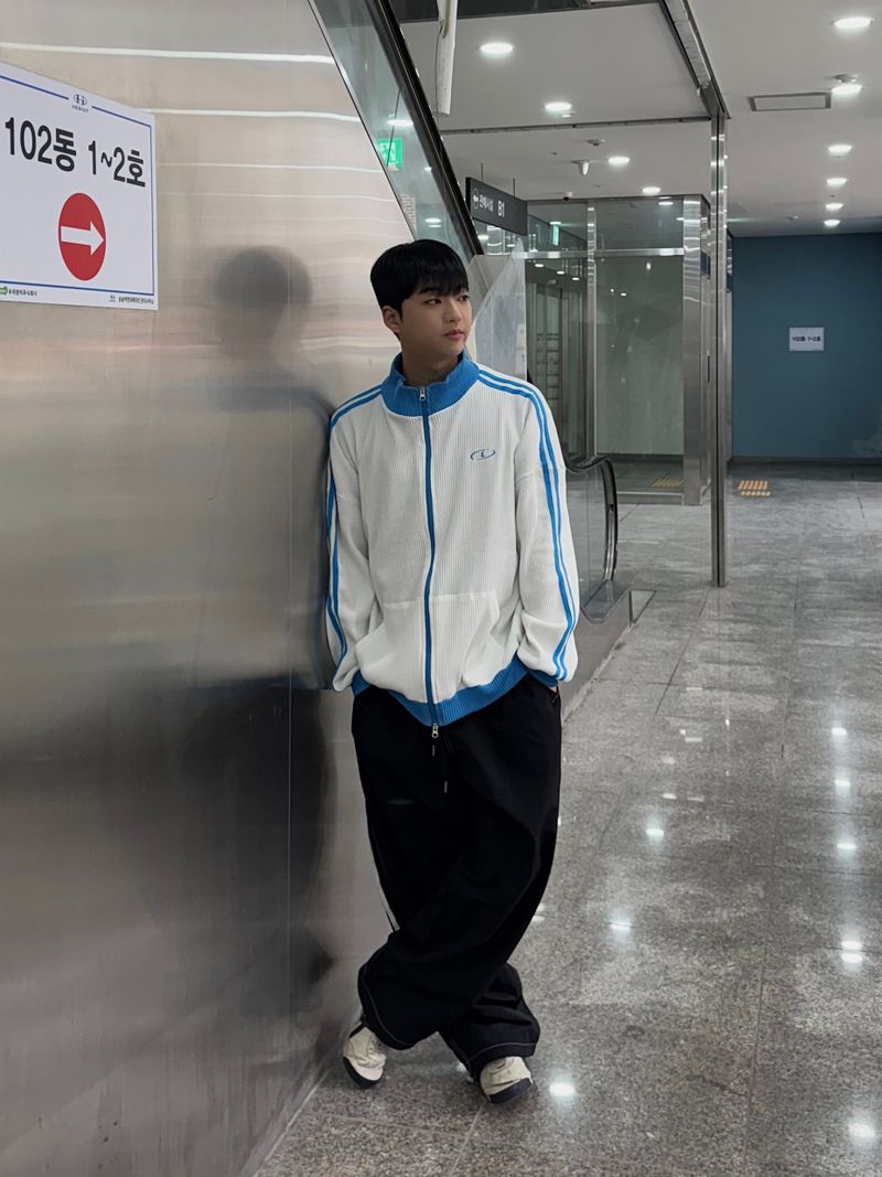 waffle track zip-up