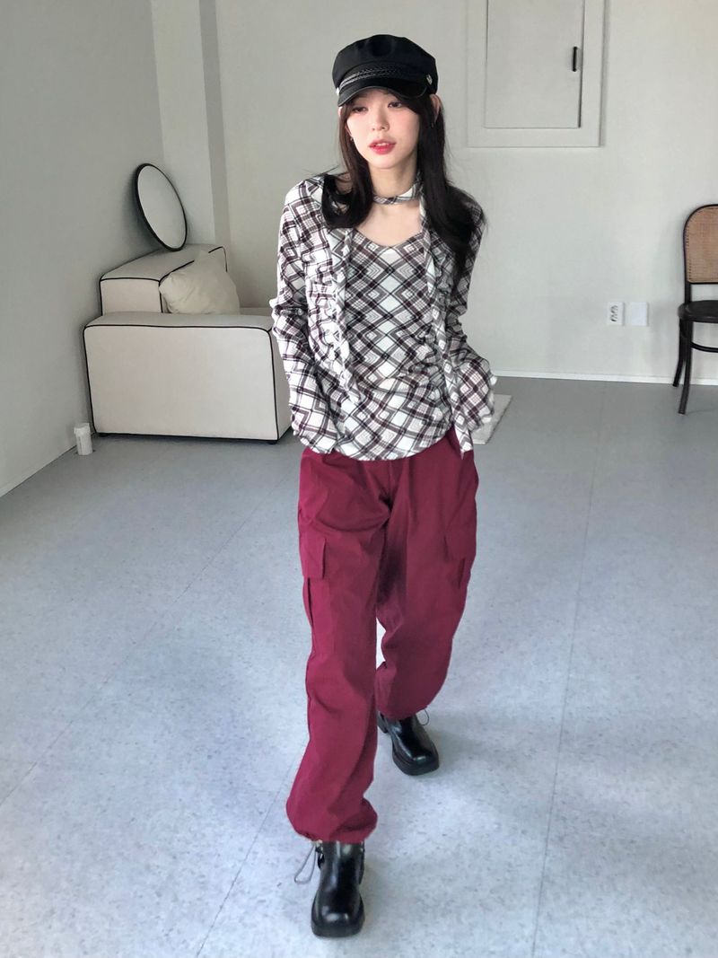 Velia T