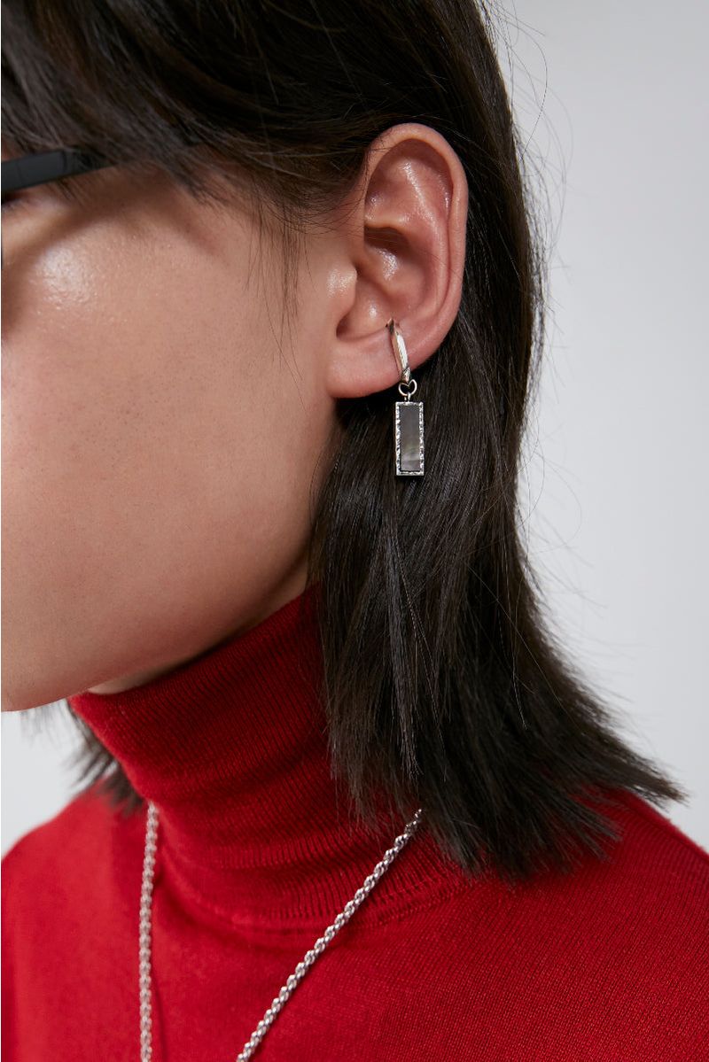 SWERVING earcuff(WHITE) -Single piece-