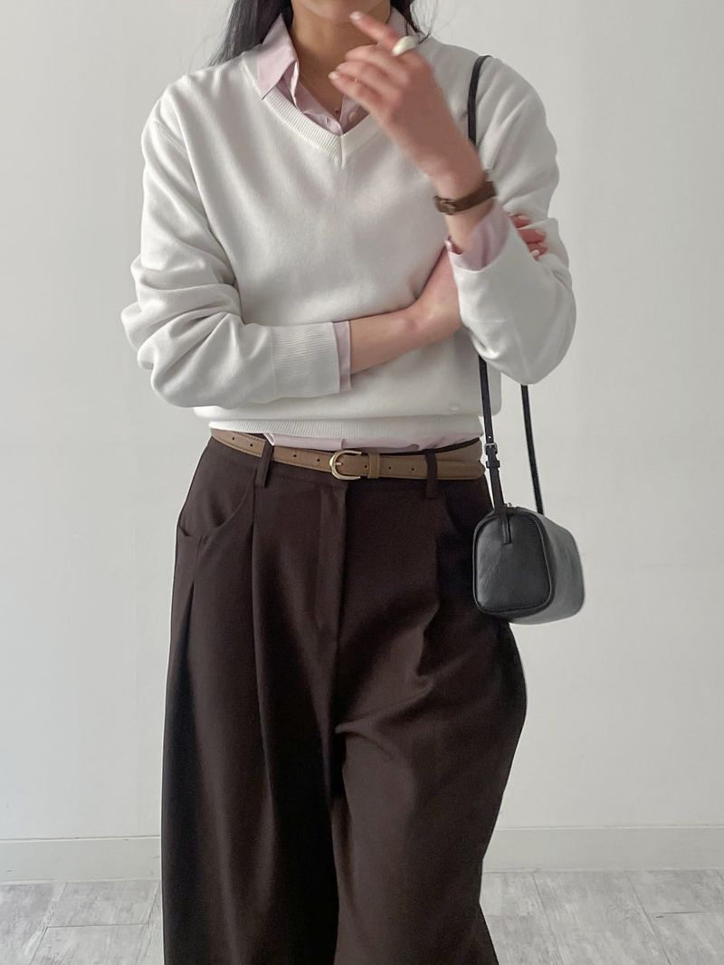 Ad Symbol V-Neck Loose-Fit Knit